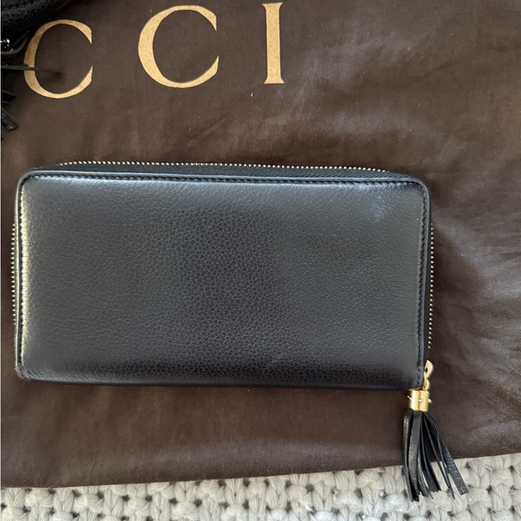 Authentic Gucci Shoulder Soho Bag & Wallet - Picture 9 of 13